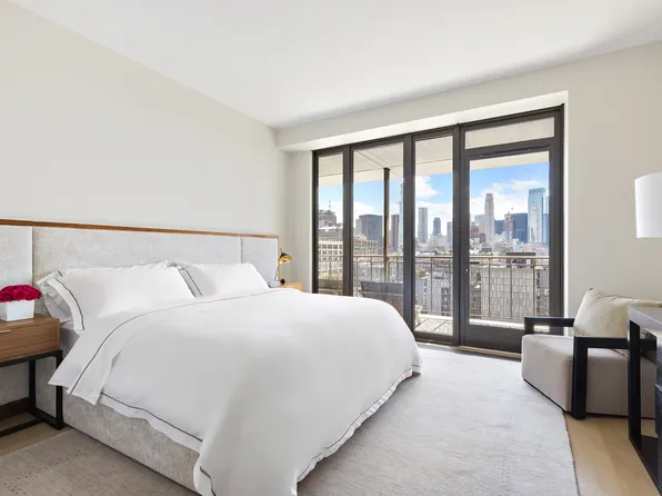 100 Vandam Street image 1 of 7