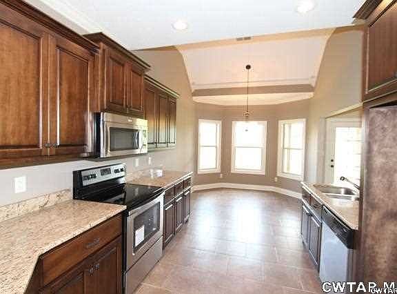 5th image of 286 Copper Creek Dr