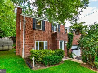 5731 22nd St N, Arlington, VA 22205