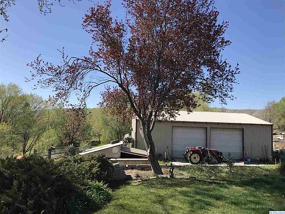 2nd image of 4206 E Corral Creek Pr NE