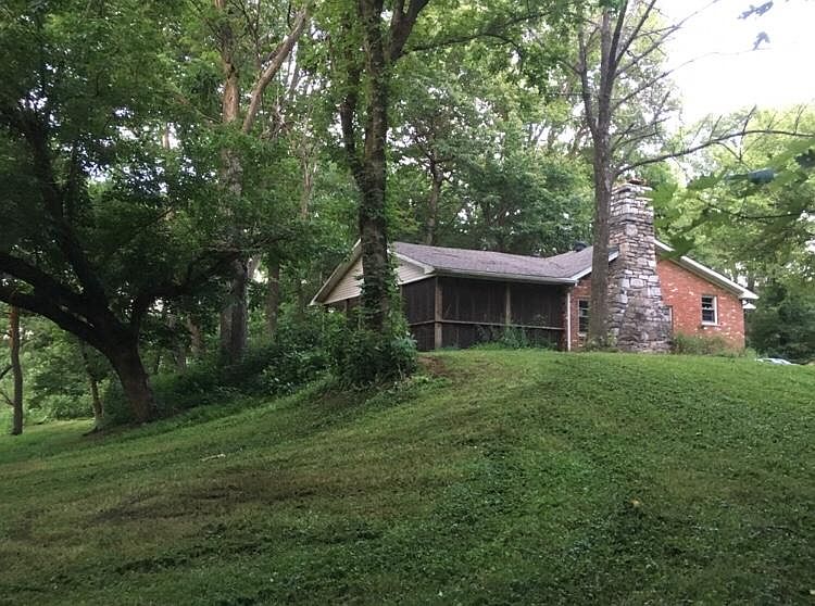 2nd image of 285 Big Eddy Rd