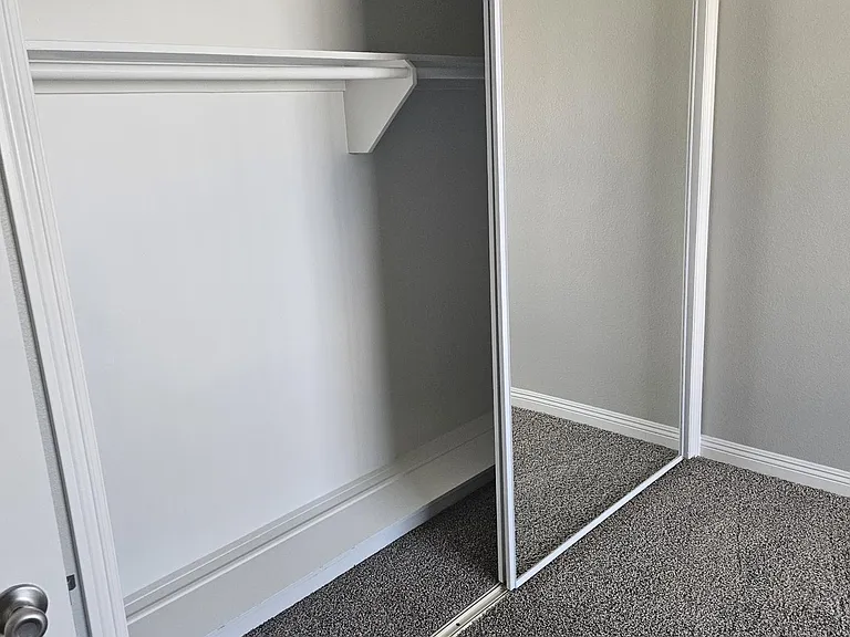 Malibu Apartments — Photo 18