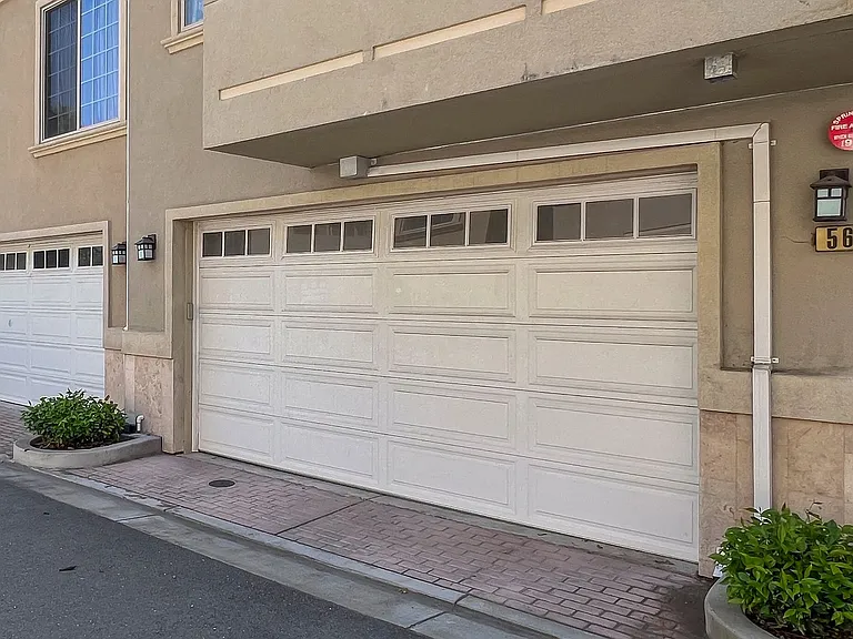 562 Lambert Ter — Photo 28