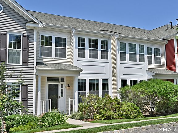 2nd image of 19 Orwich Ct #19