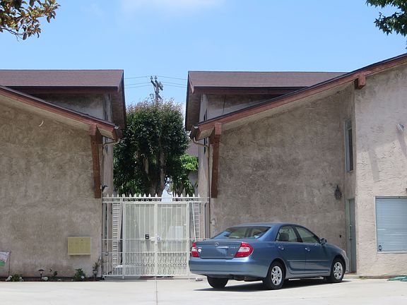 2nd image of 343 Orizaba Ave Unit C