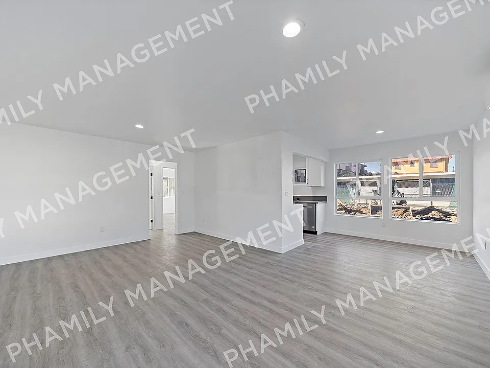 701 S Almansor St #8