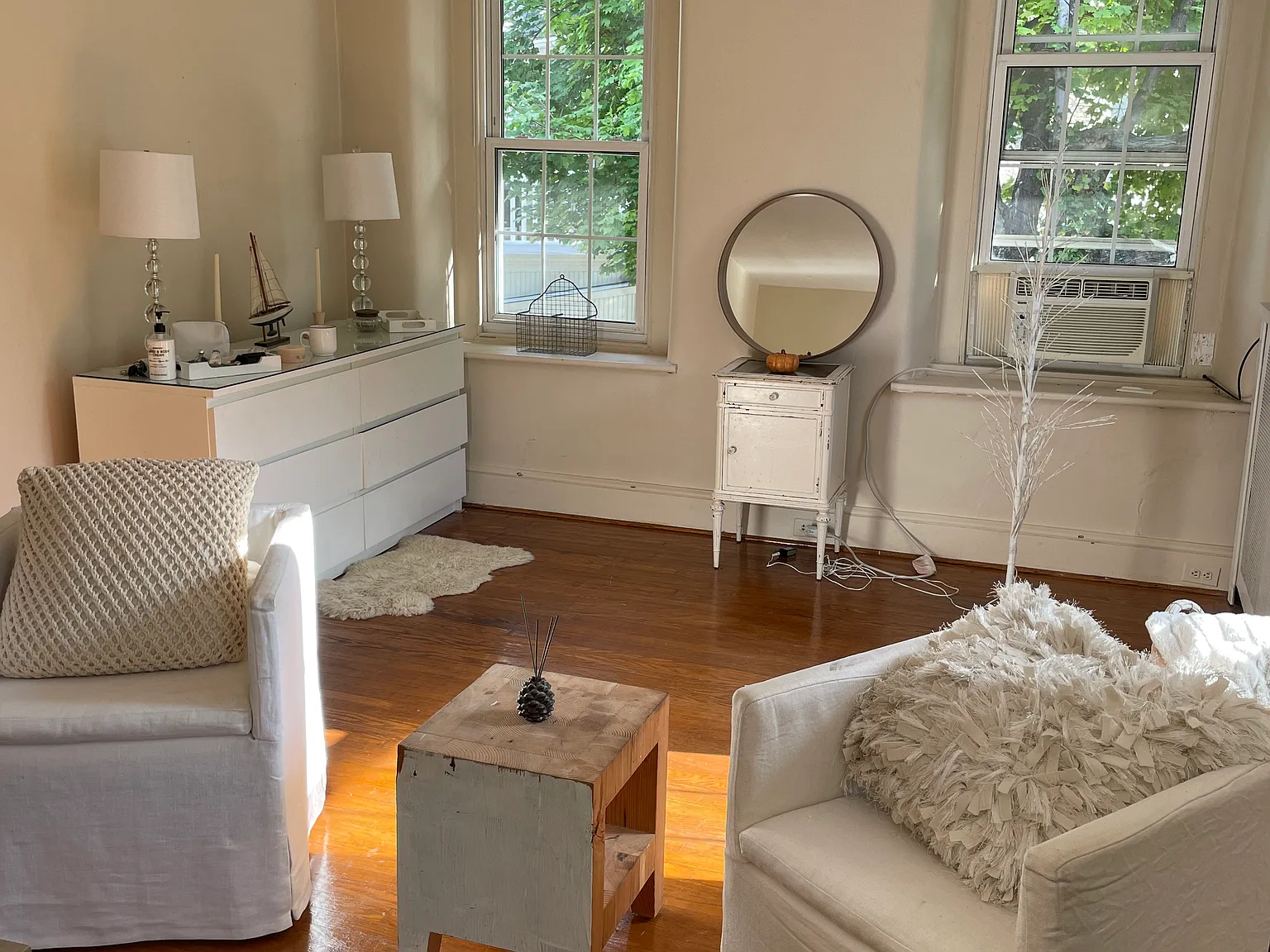 1 bed, 1100 sqft, $1,420 — Photo 2