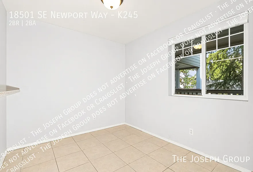 Charming 2-Bed Issaquah Gem in a Serene Setting — Photo 4