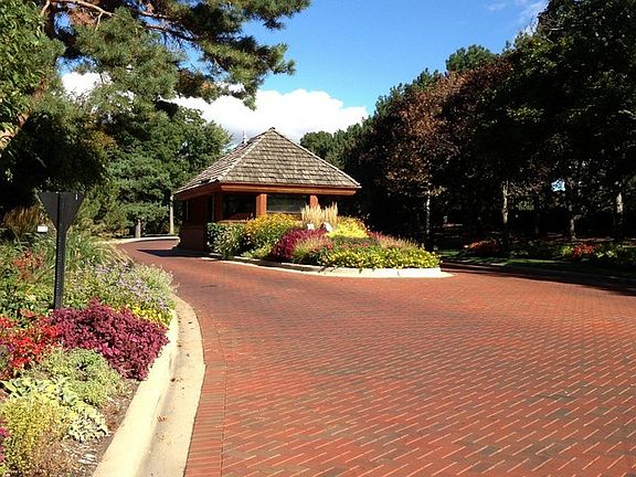 4th image of 56 Briarwood Ln