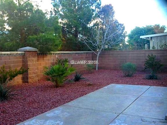 2nd image of 3544 Mountain Park St