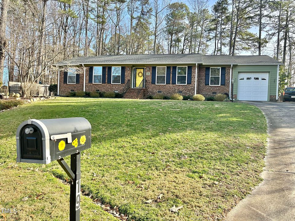 1st image of 19 Dalton Ct