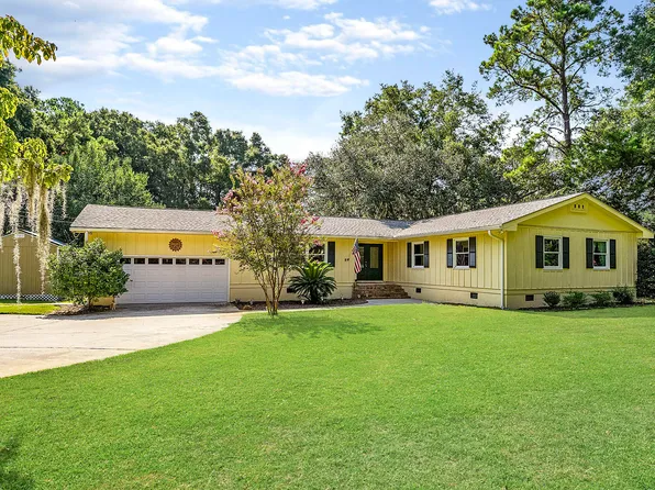 9 Audubon Rd, Beaufort, SC 29907