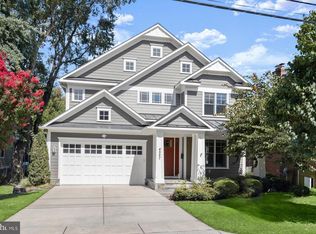 4527 Maple Ave, Bethesda, MD 20814