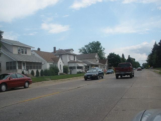 2nd image of 619 5th Ave S
