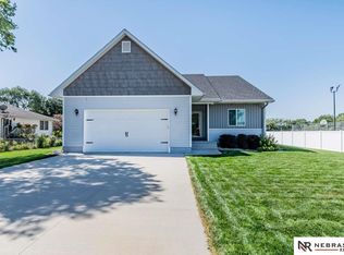 29 N Elm St, Mead, NE 68041