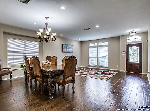 3rd image of 21510 La Pena Dr