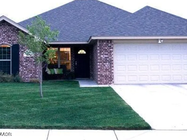 33 Nicci Ln, Canyon, TX 79015