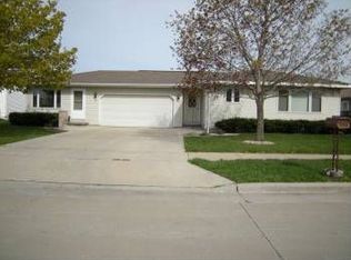 200 S Westfield St, Oshkosh, WI 54902