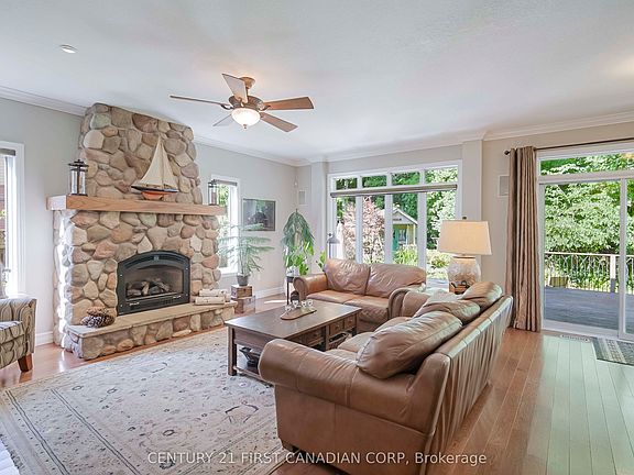 5th image of 327 Richmeadow Rd