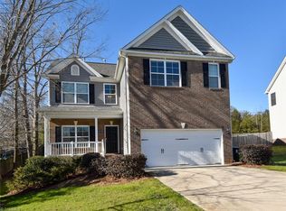 6618 Barton Creek Dr, Whitsett, NC 27377