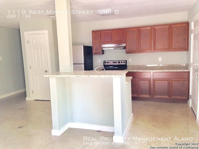 1st image of 1119 W Myrtle St #B