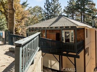 1215 Scenic Way, Rimforest, CA 92378