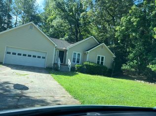 1557 Royalwyn Dr, Macon, GA 31220