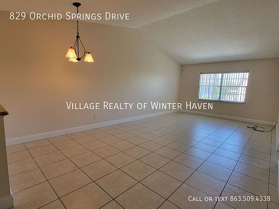 3rd image of 829 Orchid Springs Dr