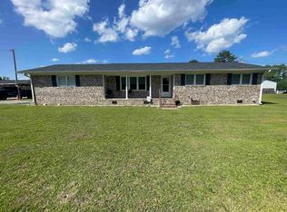 4637 Dogwood St, Loris, SC 29569