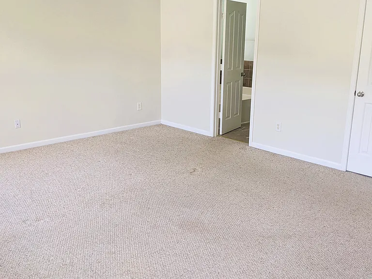13622 Stringfellow Ln — Photo 15