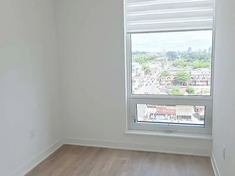 1185 Dupont St #904 — Photo 10