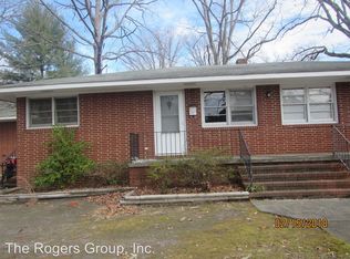 104 Rollins Ave, Henderson, NC 27536