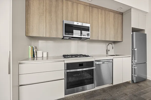 Rented by Corcoran | media 26