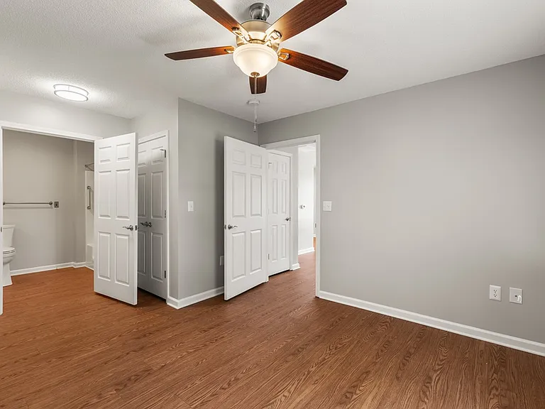 Kings Mill Apartments — Photo 4