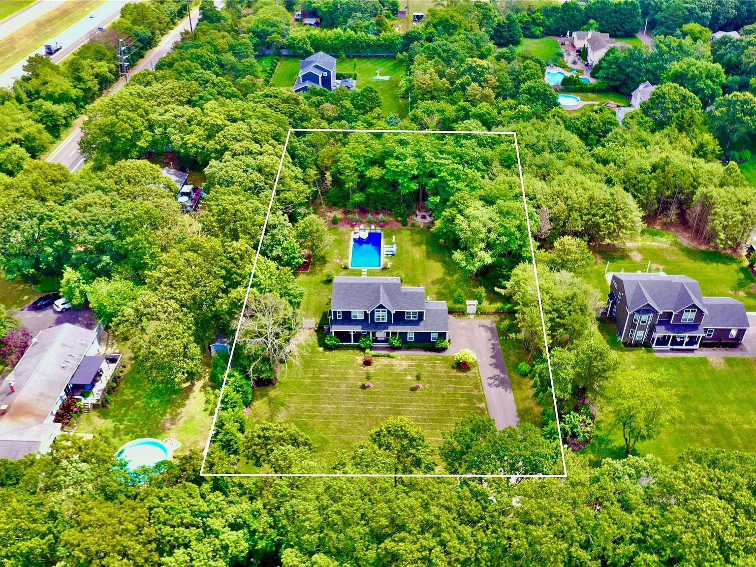 8 Lawrence, Center Moriches, NY 11934 Zillow