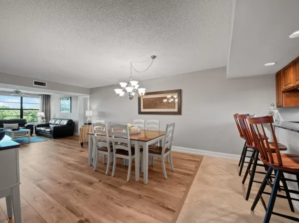 6121 Balboa Circle #405, Boca Raton, FL 33433