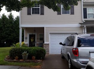 4634 Beacon Ridge Ln, Flowery Branch, GA 30542