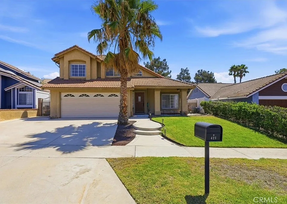 421 Yellowstone Cir