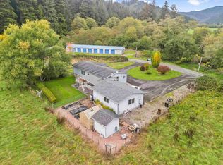 50 Hunter Creek Rd, Klamath, CA 95548