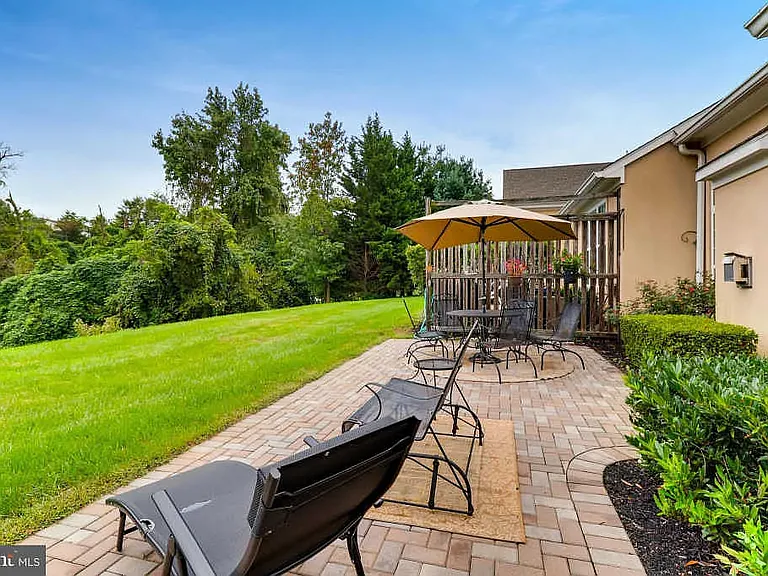 Private Patio, No.2