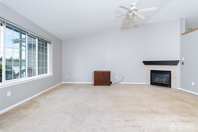 5th image of 2232 256th Street NW