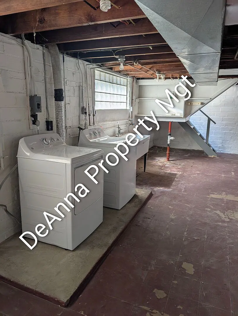 Westpark- 2 Bedroom Duplex — Photo 3
