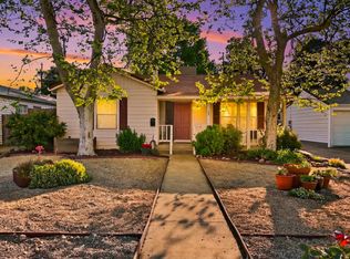 22 Jackson St, Woodland, CA
