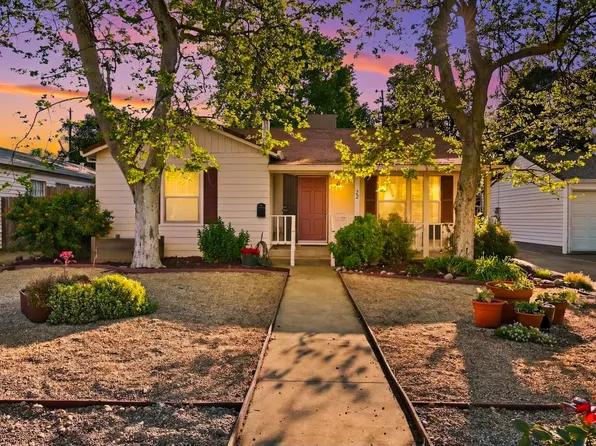 22 Jackson St, Woodland, CA 95695