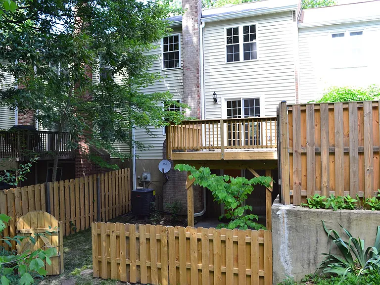 7766 Brandeis Way — Photo 32