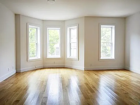 Sold by Betancourt & Associates Realty LLC | media 1