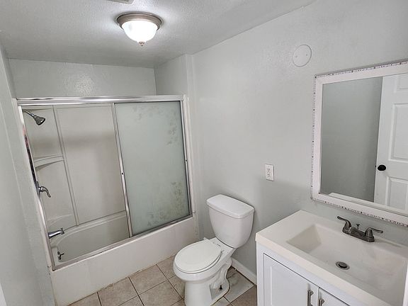 4th image of 7758 Zelzah Ave