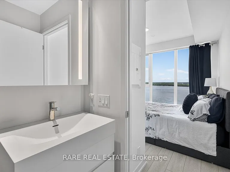 39 Mary St #1810 — Photo 27