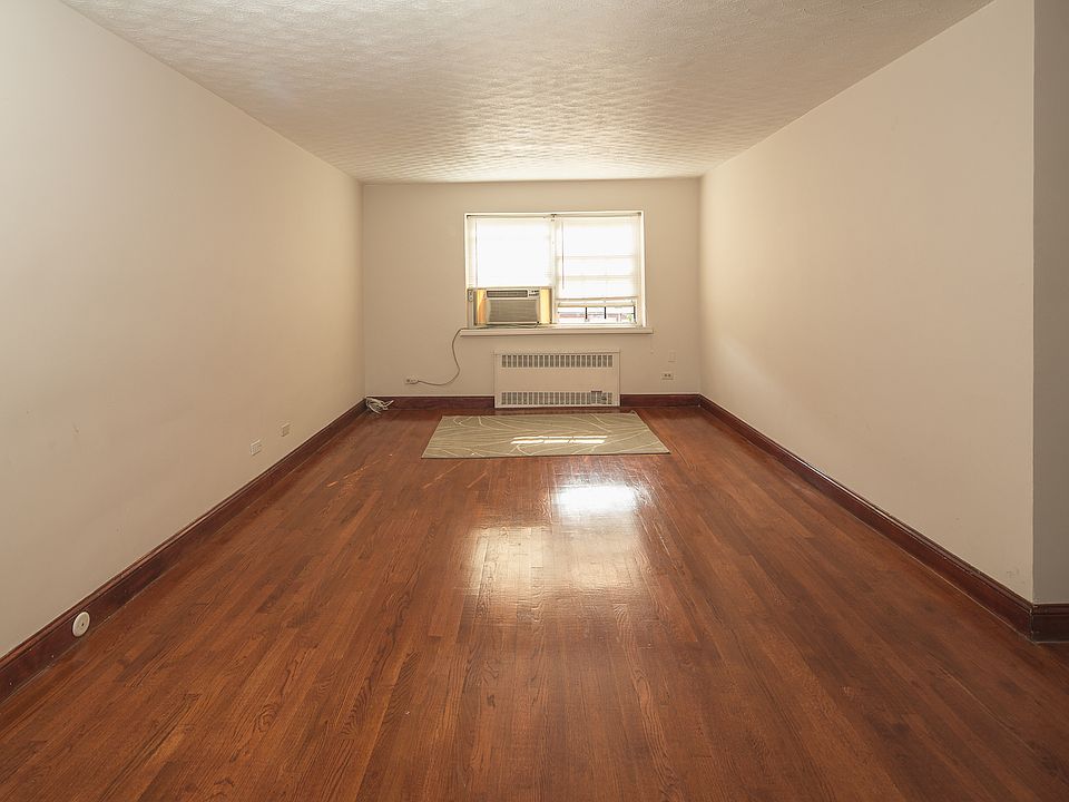 1st image of 11105 66th Ave APT 2B