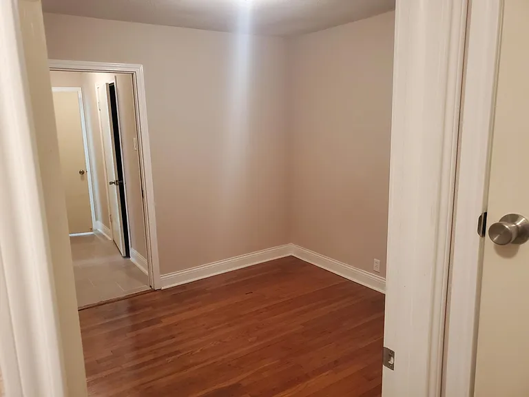 2313 Haine Dr — Photo 11